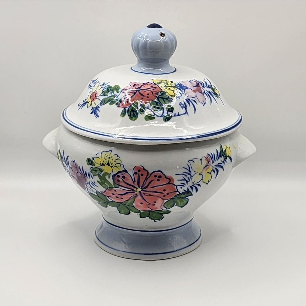 Decorative KitchenβWhite Blue Floral Ceramic Sugar Bowl WithβLid